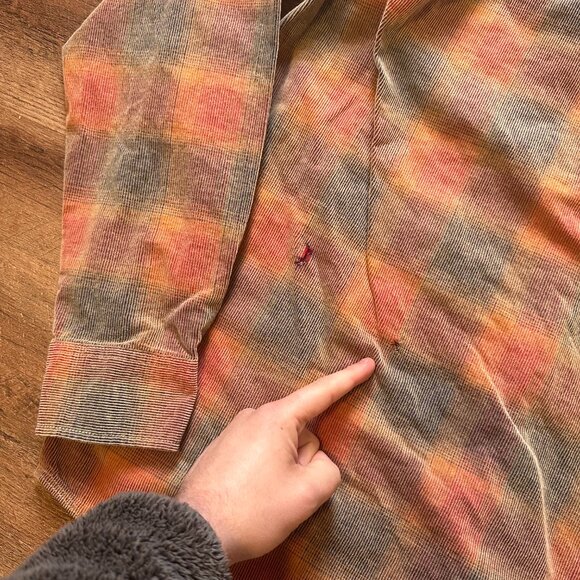 Red Head Casual Button Down Mens Large Orange Plaid Distressed Flannel Shirt - Picture 5 of 7
